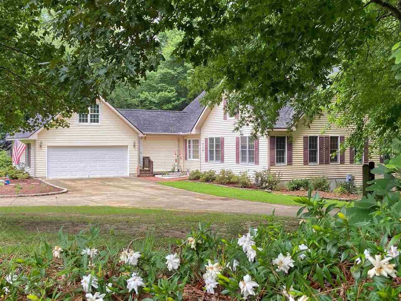 715 Rudy Dr, Clayton, NC 27520