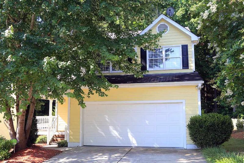 715 St Catherines Dr, Wake Forest, NC 27587
