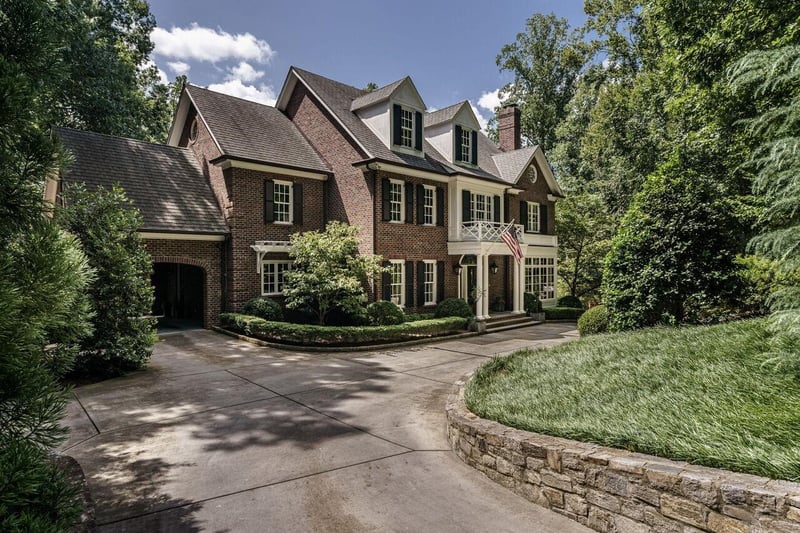 715 Staley Ct, Raleigh, NC 27609