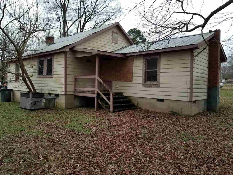 715 Third St #East, Wendell, NC 27591