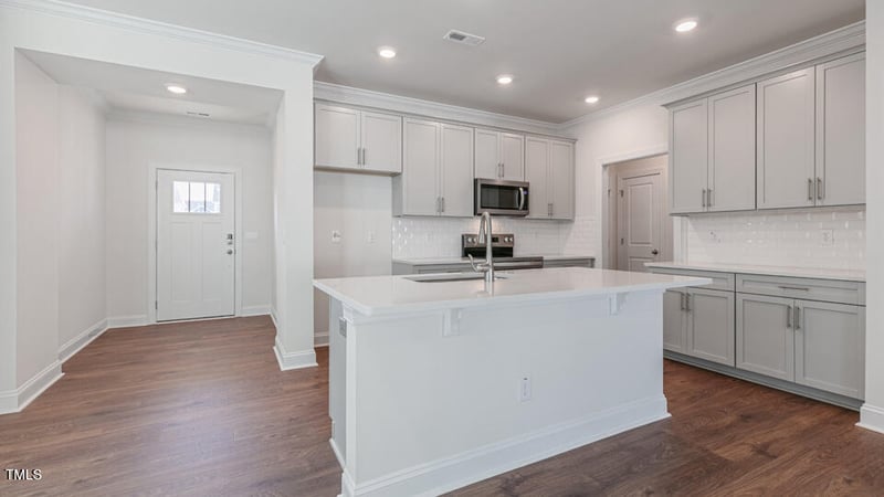 716 Andrade Dr, Fuquay Varina, NC 27526