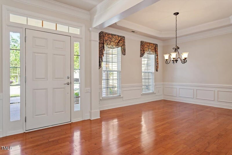 716 Arbor Brook Dr, Cary, NC 27519
