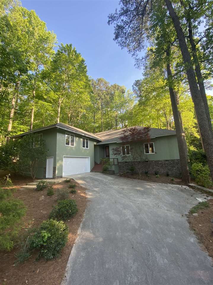 716 Bayberry Ct, Chapel Hill, NC 27517