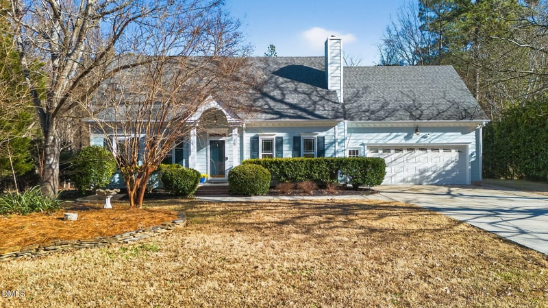 716 Bonhurst Dr, Holly Springs, NC 27540