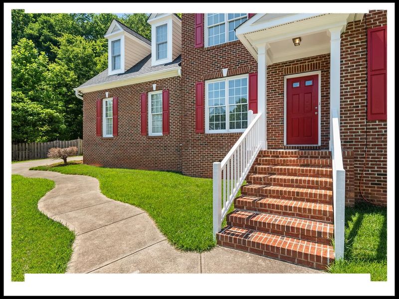 716 Continental Dr, Durham, NC 27712