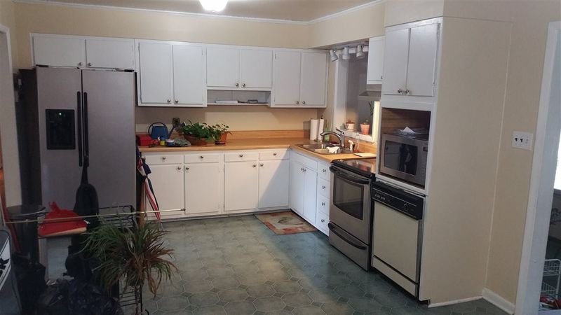 716 Cooper Rd, Raleigh, NC 27610