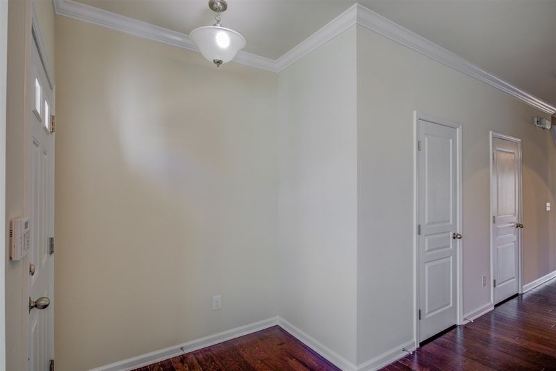 716 Cupola Dr, Raleigh, NC 27603