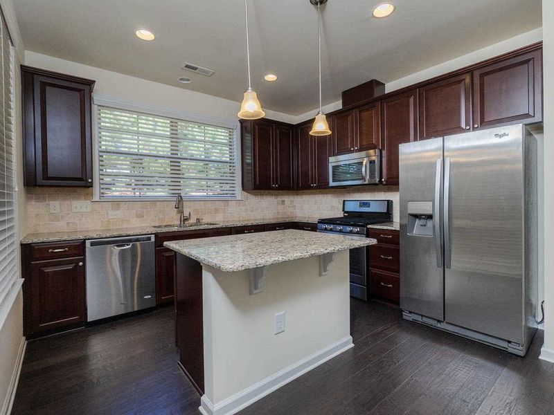 716 Davenbury Way, Cary, NC 27513