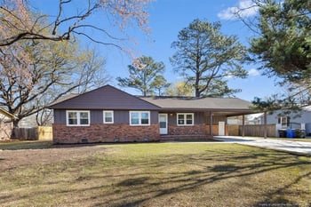 716 Dowfield Dr, Fayetteville, NC 28311