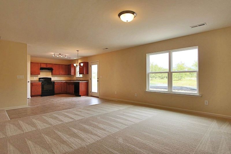 716 Friendly Rd, Dunn, NC 28334