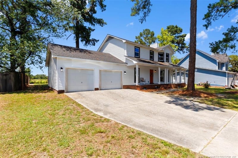716 Larkspur Dr, Fayetteville, NC 28311