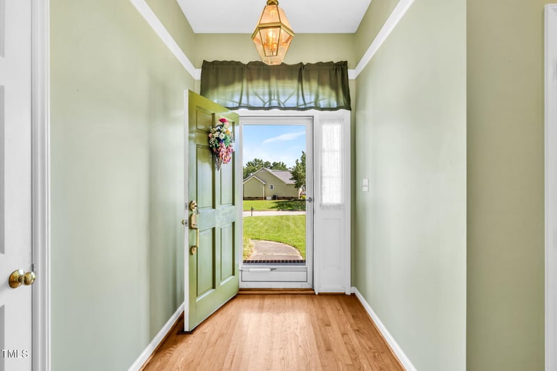 716 Parker St, Fuquay Varina, NC 27526