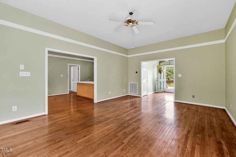 716 Parker St, Fuquay Varina, NC 27526