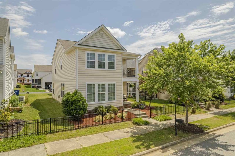 716 Resplendent Pl, Raleigh, NC 27603