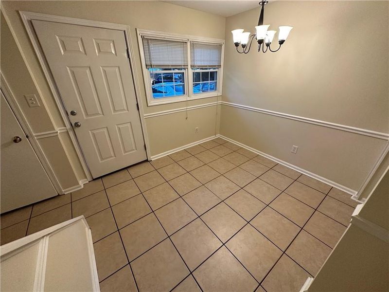 716 Shawnee Dr #E, Burlington, NC 27215