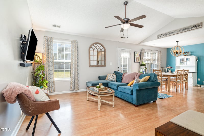 716 Waterford Dr, Clayton, NC 27520