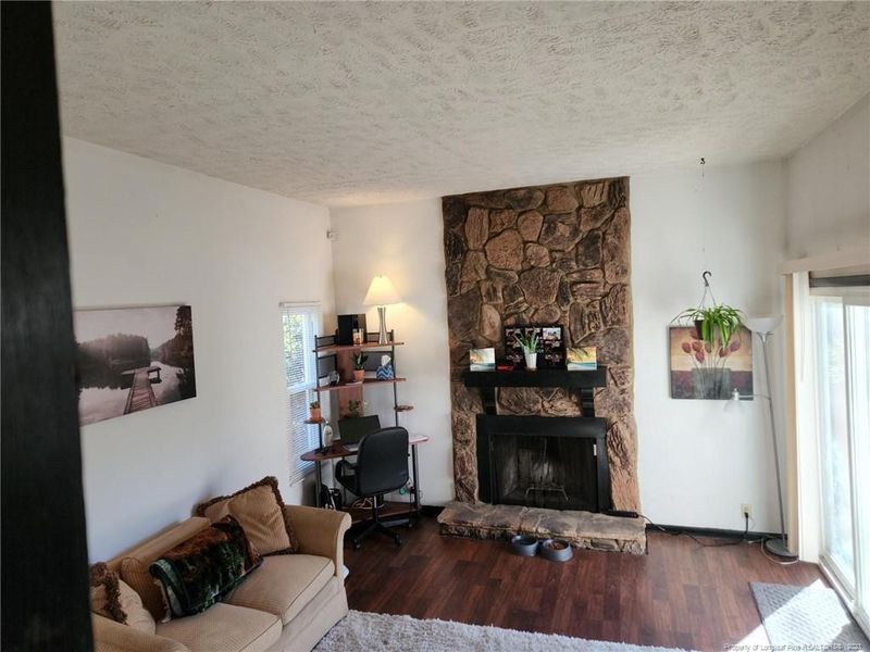 7161 Evanston St, Fayetteville, NC 28314