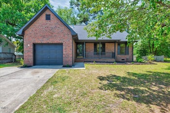 7165 Dayspring Dr, Fayetteville, NC 28314