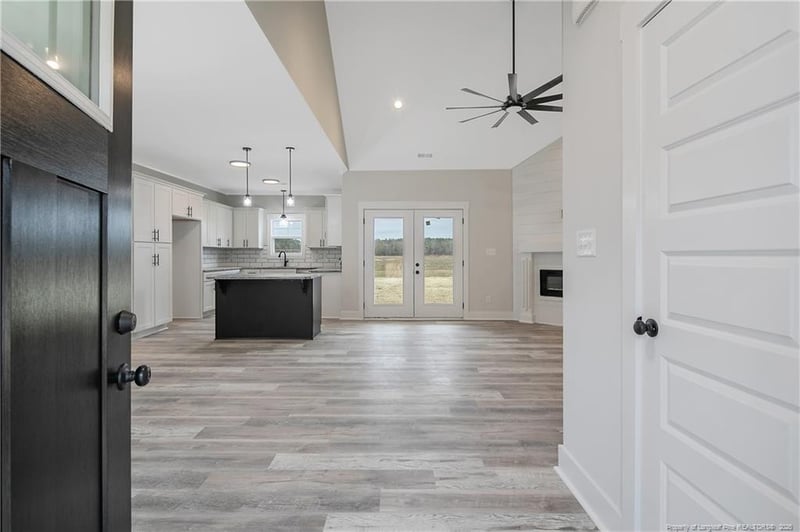 7166 Chickenfoot Rd, Fayetteville, NC 28306