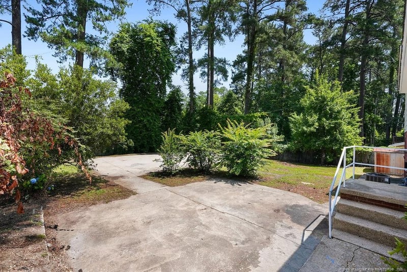 717 Ashboro St, Fayetteville, NC 28311