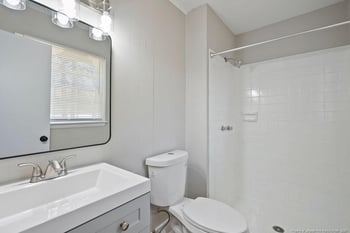 717 Ashboro St, Fayetteville, NC 28311
