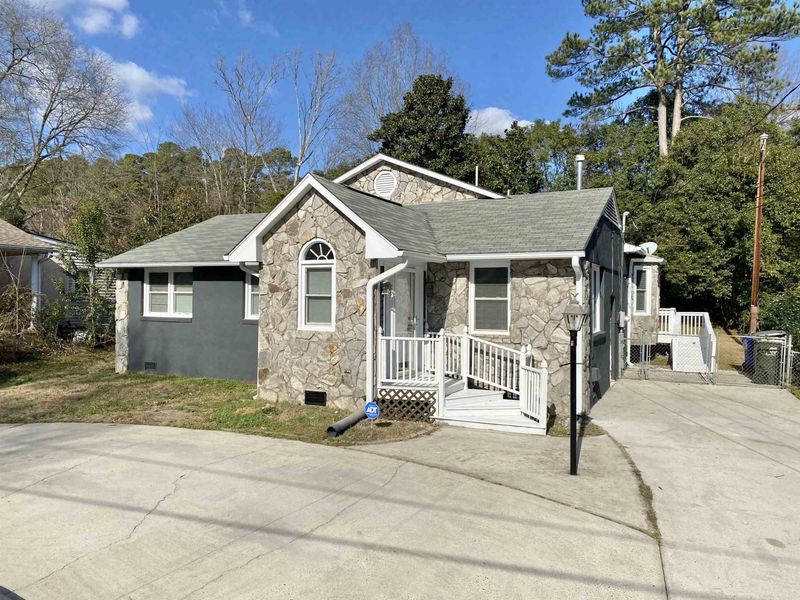 717 Belmont Dr, Raleigh, NC 27610