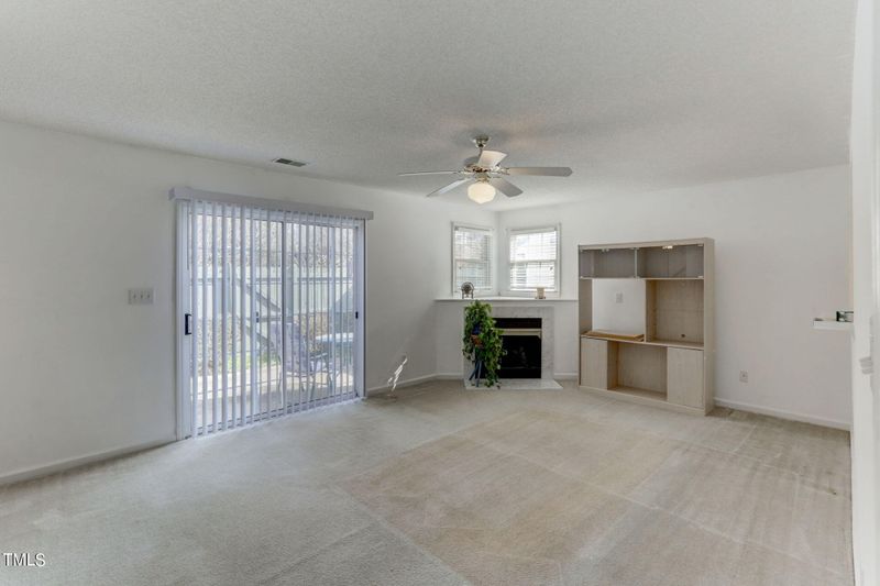 717 Center St, Apex, NC 27502