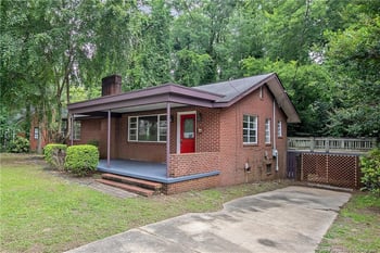 717 Glenwood Dr, Fayetteville, NC 28305