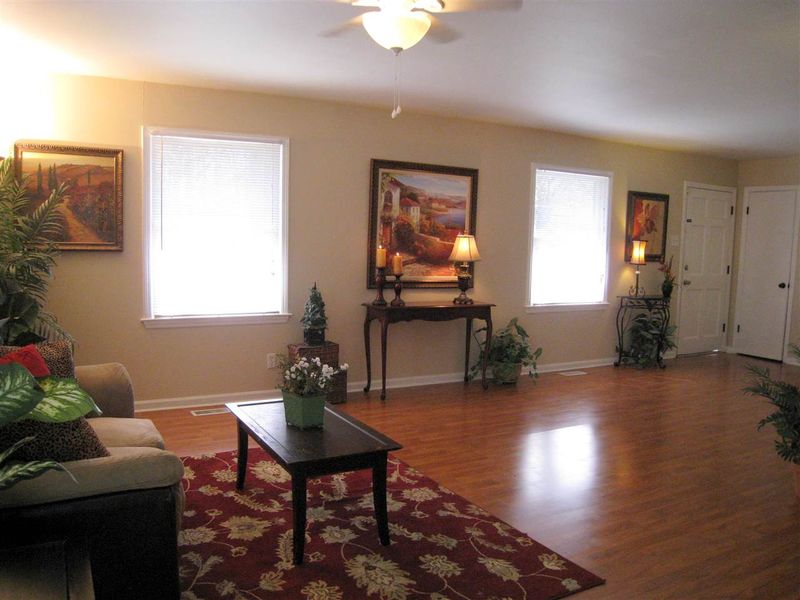 717 Hugo St, Durham, NC 27704