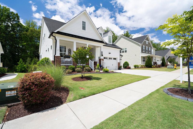 717 Hydrangea Field Ct, Wake Forest, NC 27587