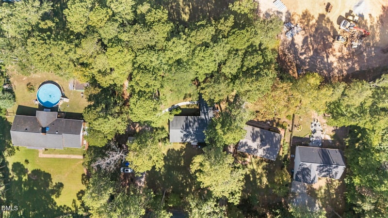 717 Lakeside Dr, Sanford, NC 27330