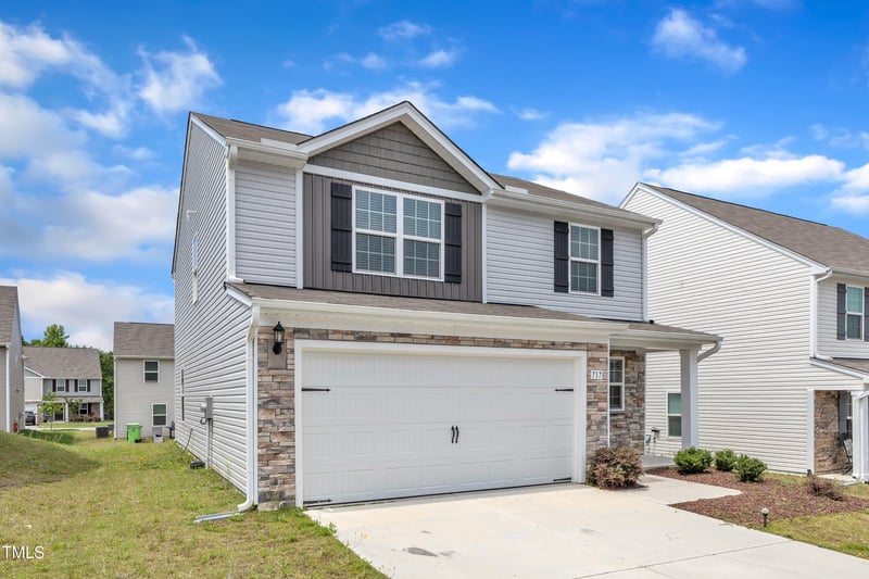 717 Little Patch St, Zebulon, NC 27597