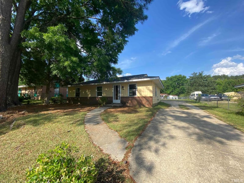 717 Lunar Dr, Raleigh, NC 27610