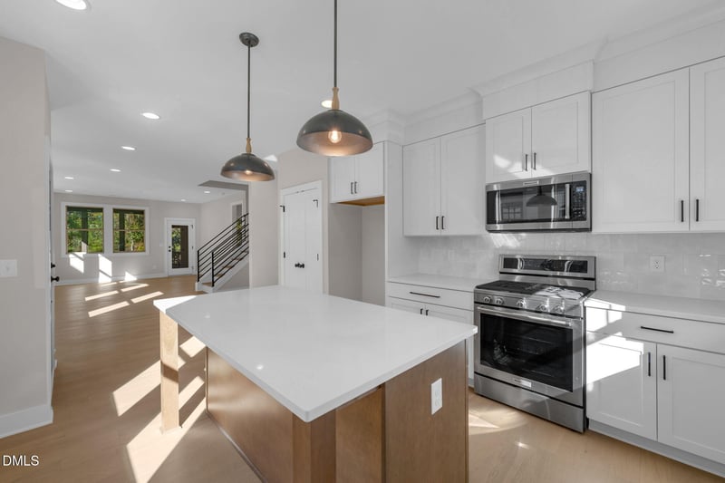 717 Mirkwood Ave, Apex, NC 27523