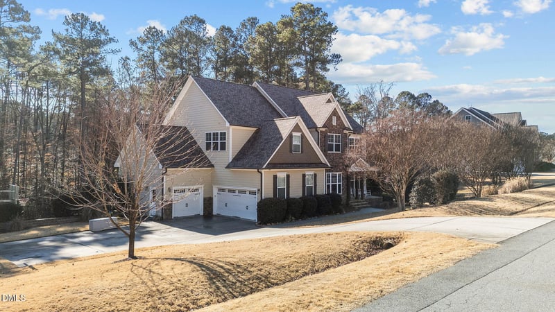 717 Rockport Dr, Clayton, NC 27527