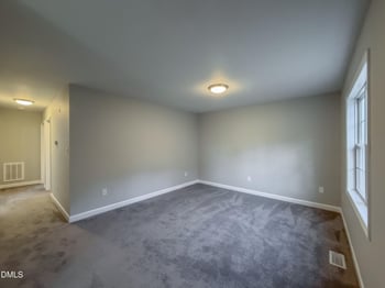 717 Roosevelt St, Mebane, NC 27302