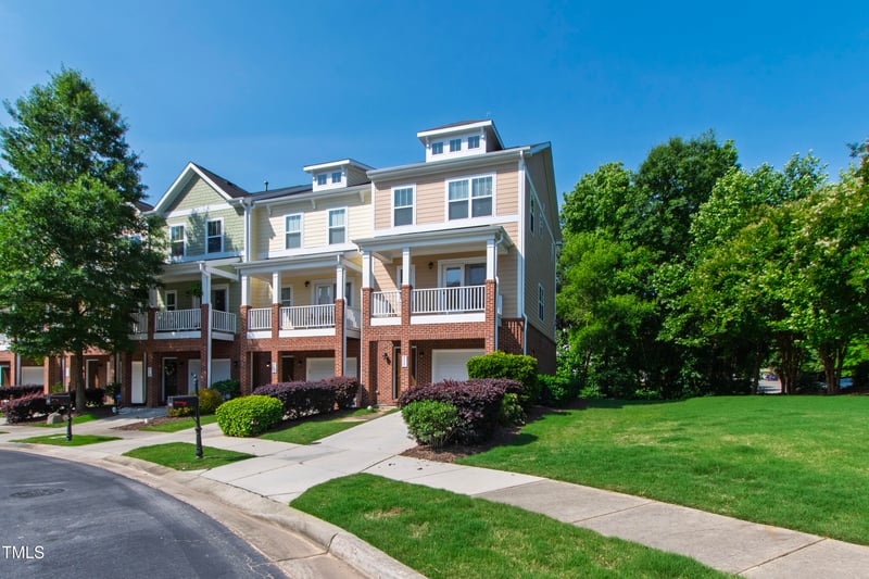 717 Samuel Cary Dr, Cary, NC 27511
