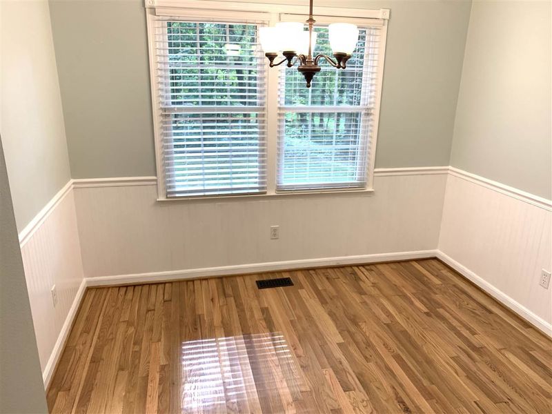 717 Sawmill Rd, Raleigh, NC 27615