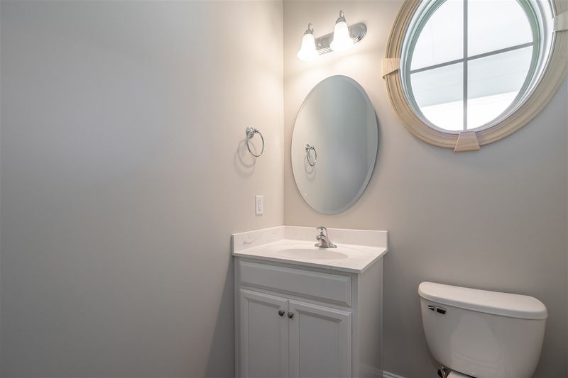 717 Sparrowhawk Ln, Wake Forest, NC 27587