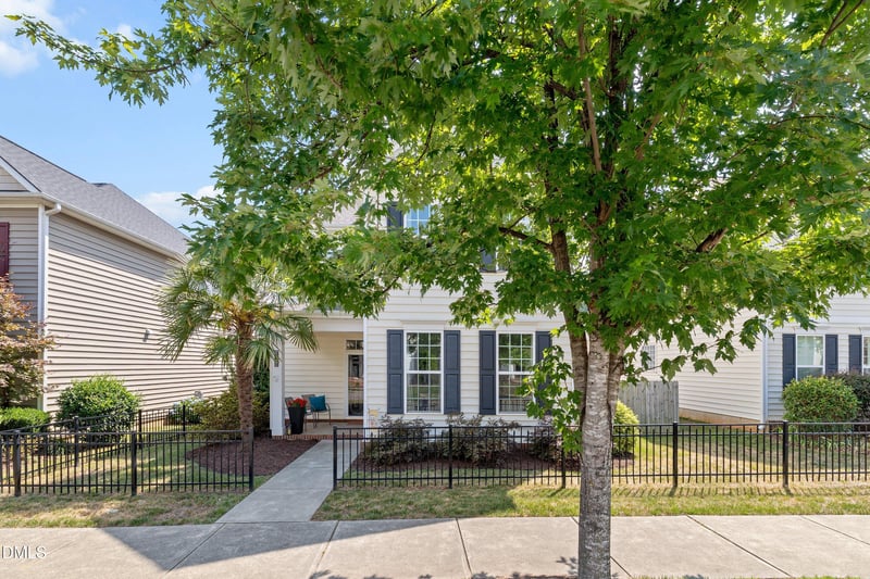 717 Summer Music Ln, Raleigh, NC 27603
