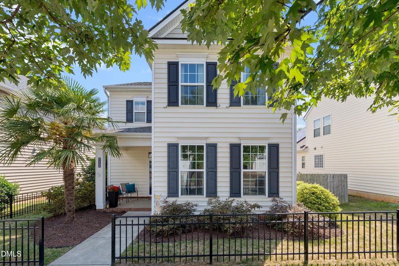 717 Summer Music Ln, Raleigh, NC 27603