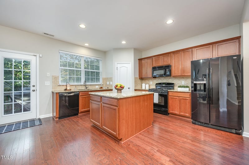 717 Sweet Laurel Ln, Apex, NC 27523