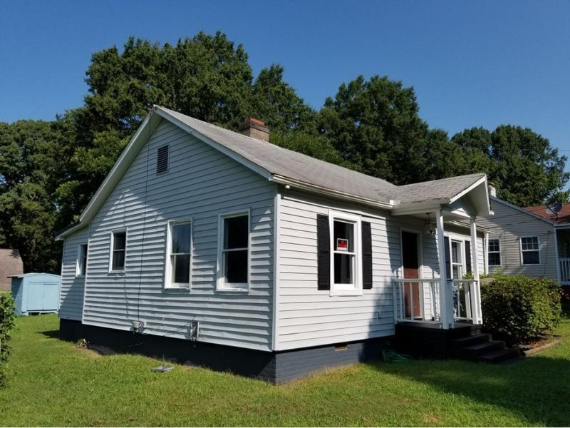 717 Texas Ave, Burlington, NC 27217