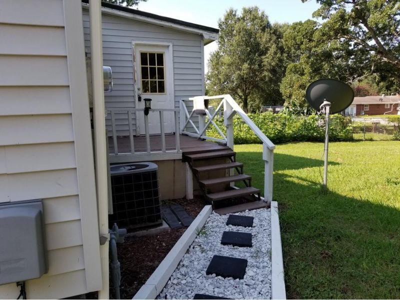 717 Texas Ave, Burlington, NC 27217