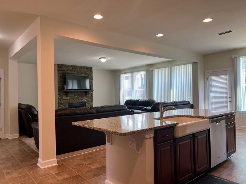 717 Tree Green Ln, Wake Forest, NC 27587