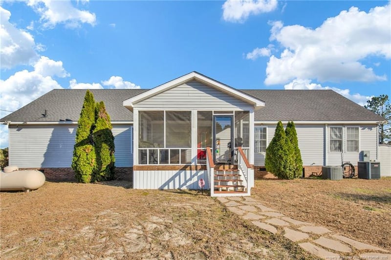 7170 Sim Canady Rd, Hope Mills, NC 28348