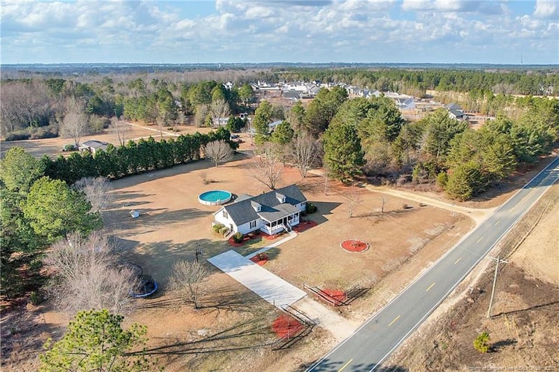 7170 Sim Canady Rd, Hope Mills, NC 28348