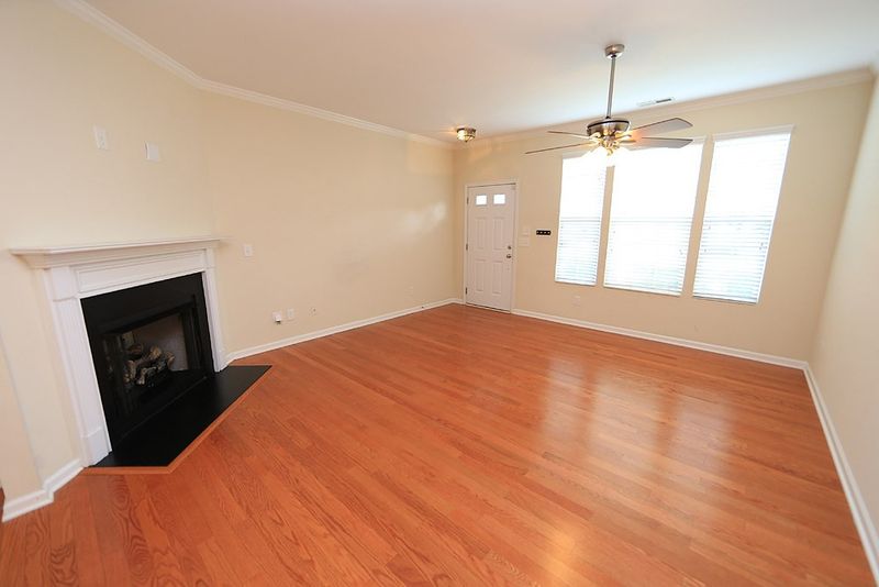718 Bryant St, Raleigh, NC 27603