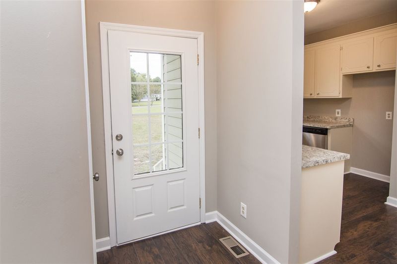 718 Butts Rd, Angier, NC 27501
