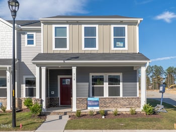 718 Chandler Stone Dr, Zebulon, NC 27597